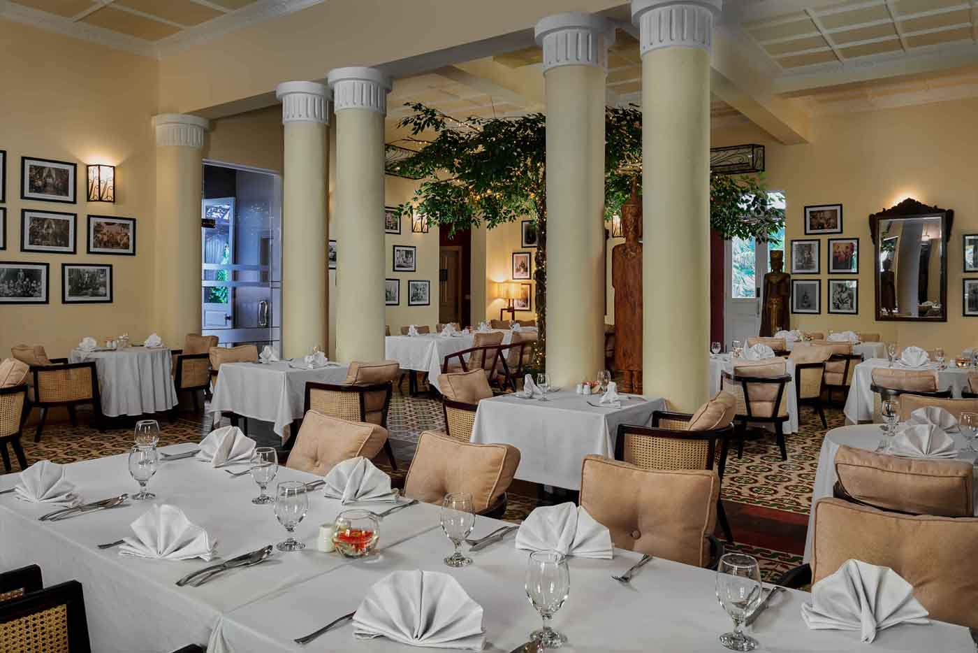 Palace-Gate-Hotel-Mealea-Restaurant