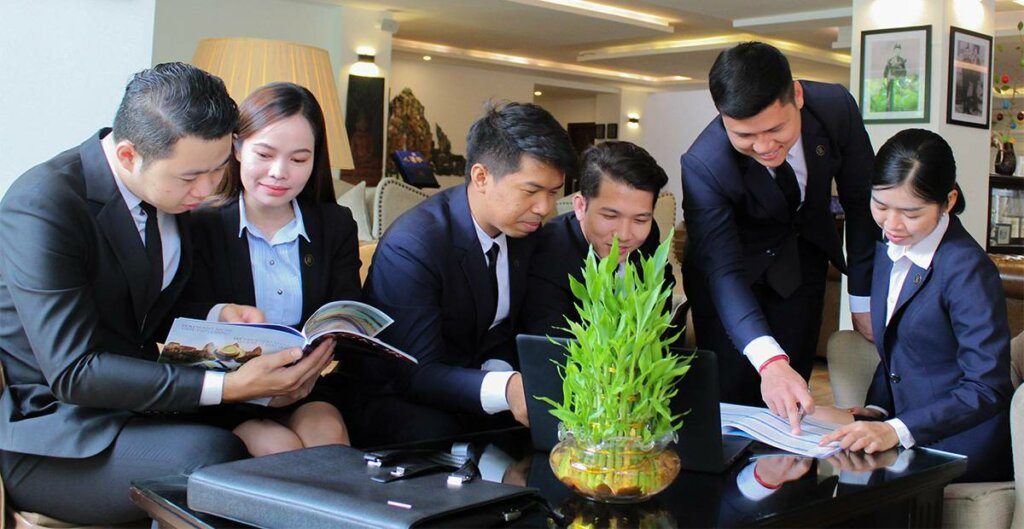 Palace Gate Hotel Career